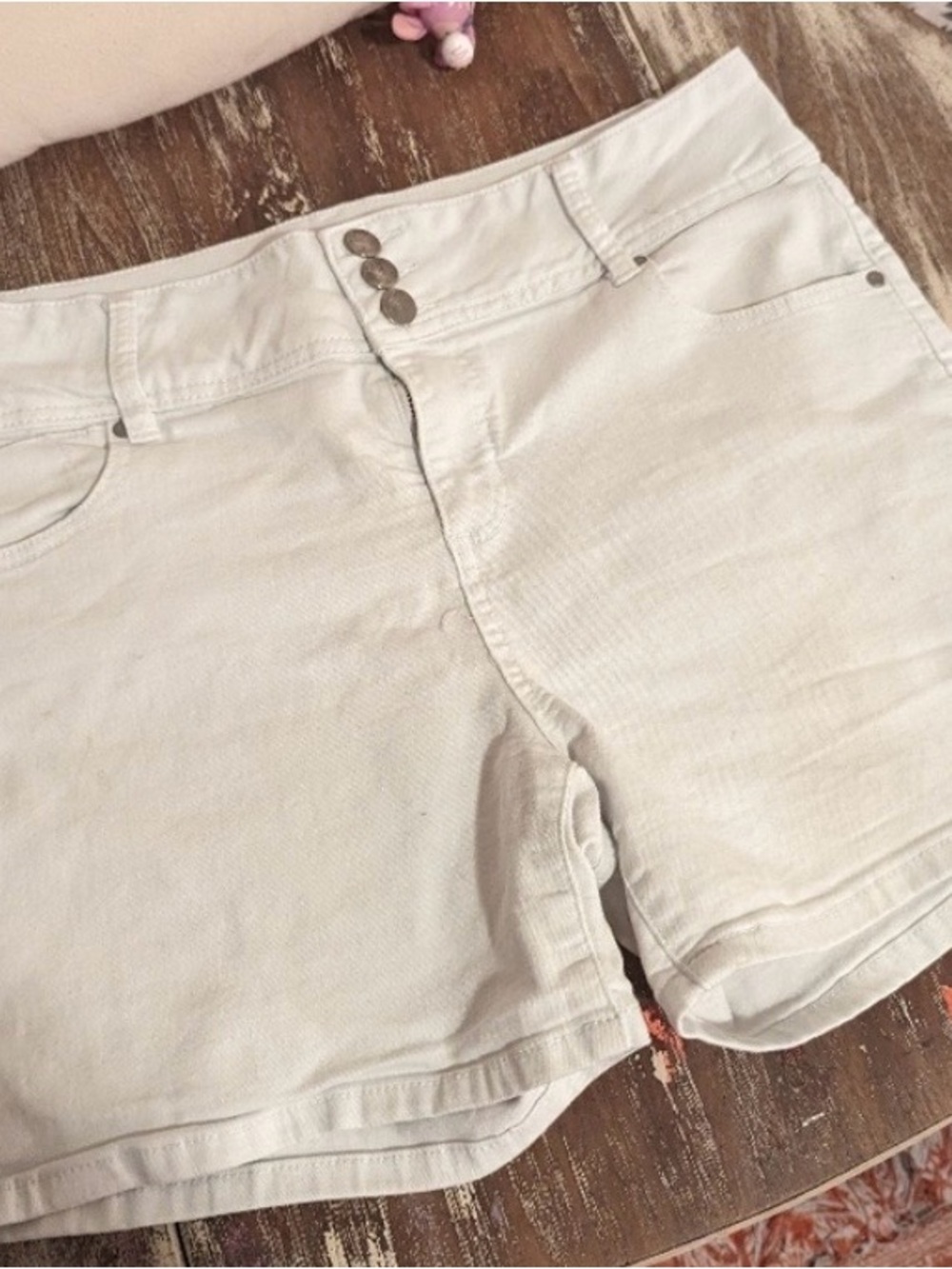 d. jeans White  High-Rise Denim Shorts